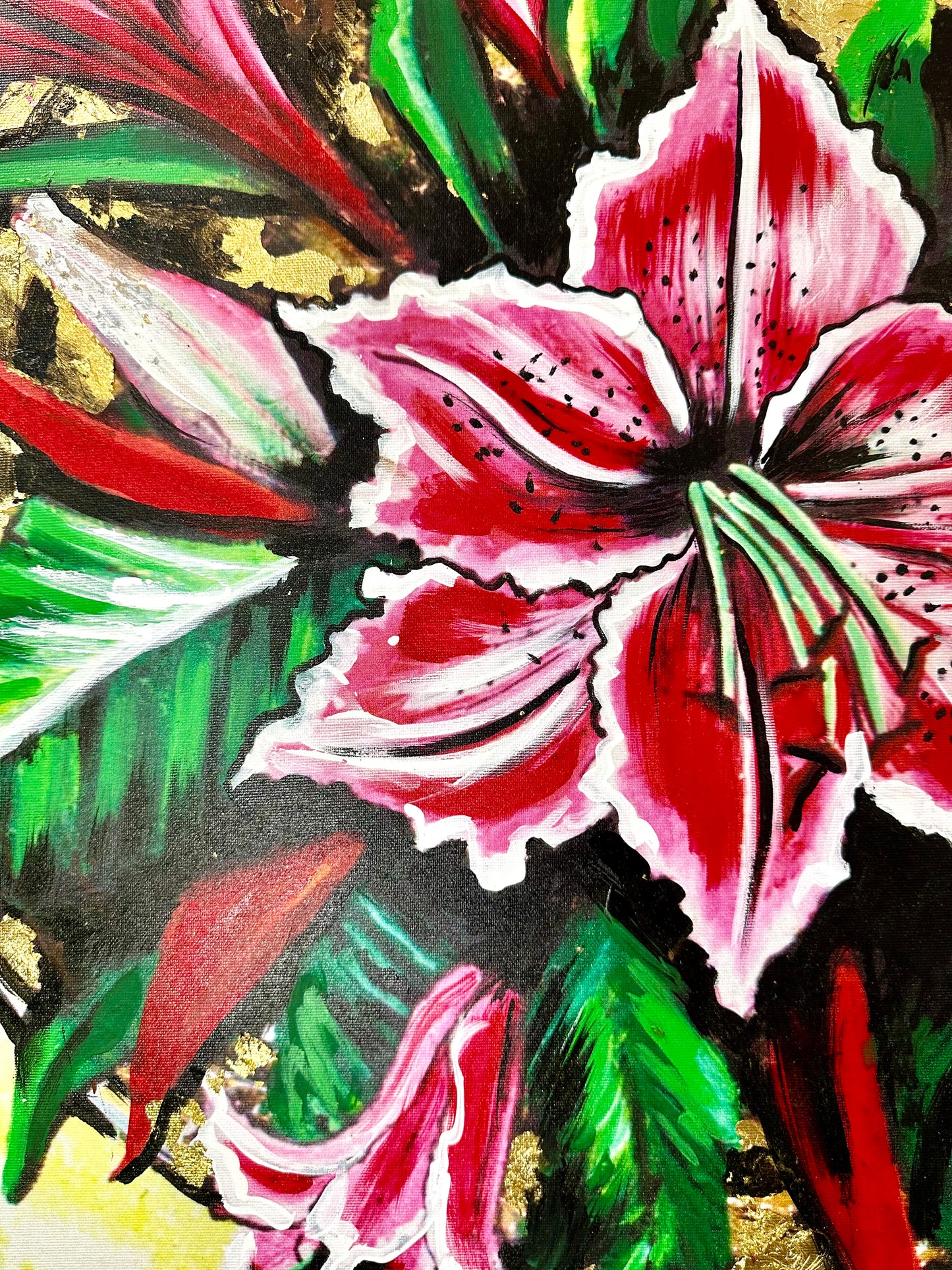 Art Golden Floral Trumpet